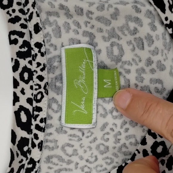 Vera Bradley women's size medium animal print black and white pocket tee - Picture 6 of 10